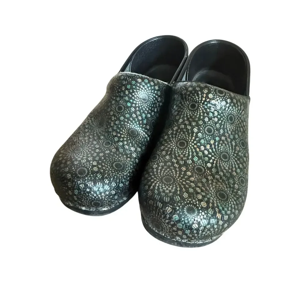 Dansko classic professional
